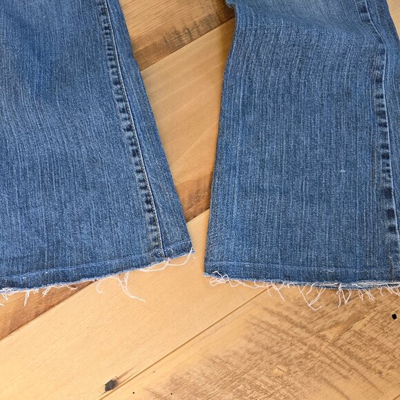 2- Pair Lucky Brand Sweet N Low Boot Cut Jeans 8/29 Reg - Picture 13 of 14